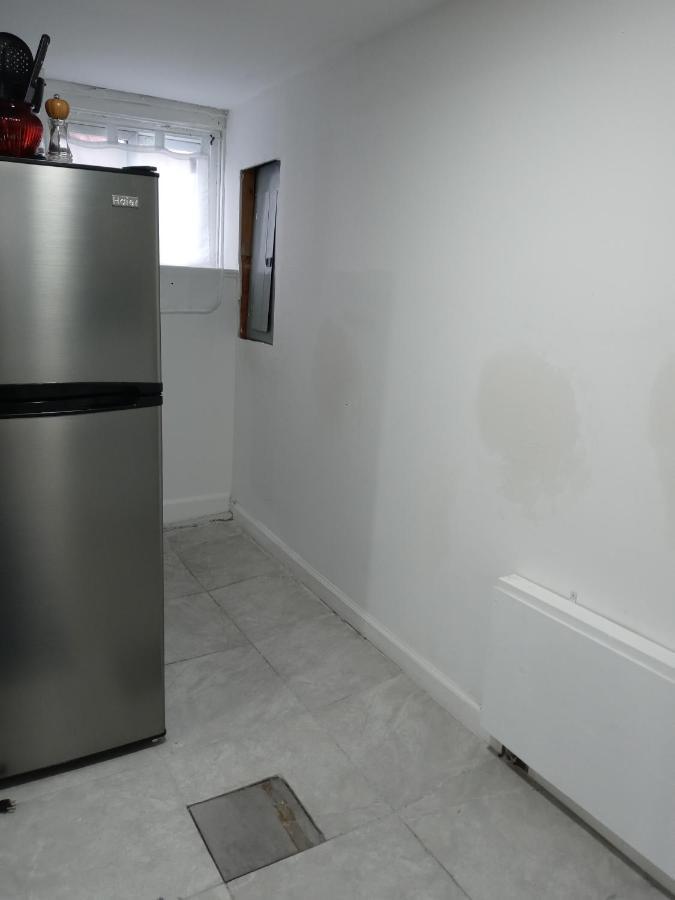 Ferienwohnung "Cozy Basement Retreat Just 40 Minutes To Nyc!" Irvington Exterior foto